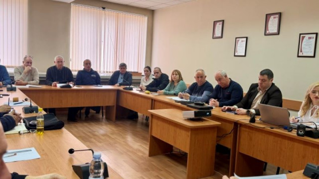 Засилва се контролът върху животните по пътищата в област Благоевград